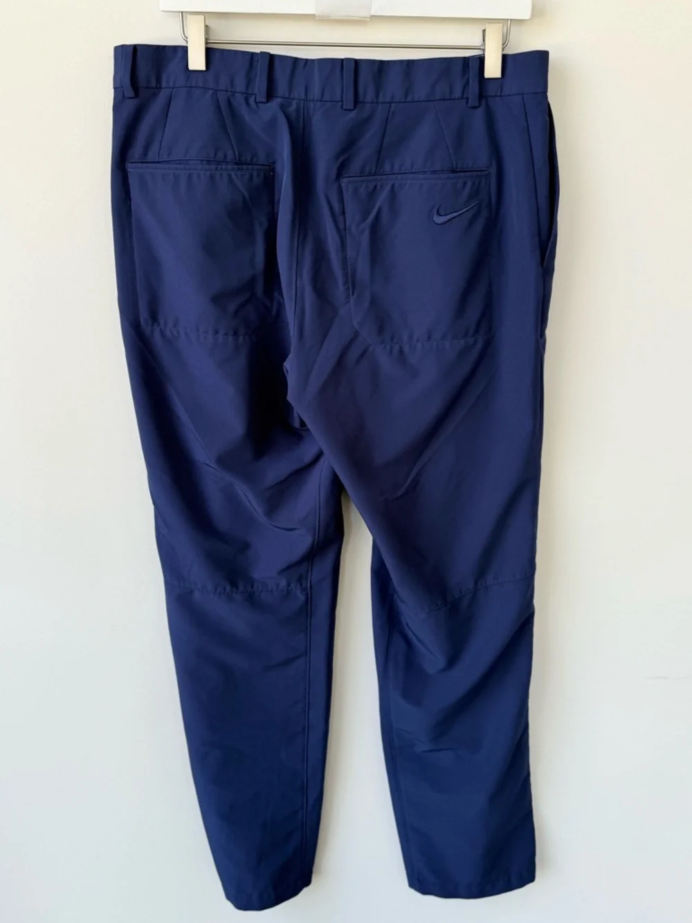 Nike Men’s Lightweight Golf Pants in Navy Blue size 33” x 32”